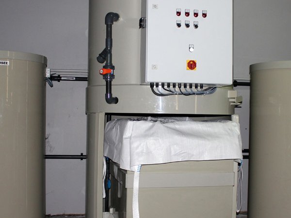 Station de traitement des eaux de lavage peinture 500 L et cuves de stockage