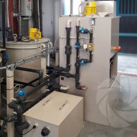 Traitement et recyclage des eaux usées d'un fabricant de pièces pour l'industrie automobile avec la station SW100 