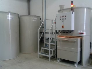  Station de traitement des eaux de rinçage et lavage de cuves et outils servant à la préparation de peinture 