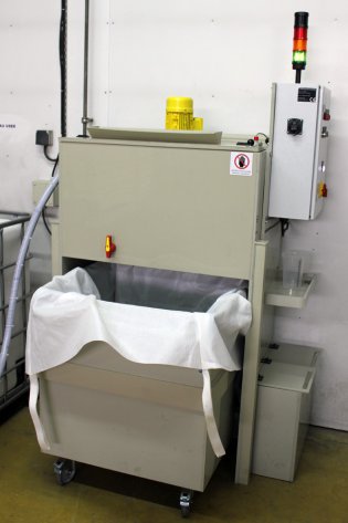 Station de traitement et recyclage des eaux usées 200 L